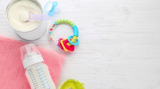 只要5招！輕輕松松讓寶寶過渡到奶粉喂養